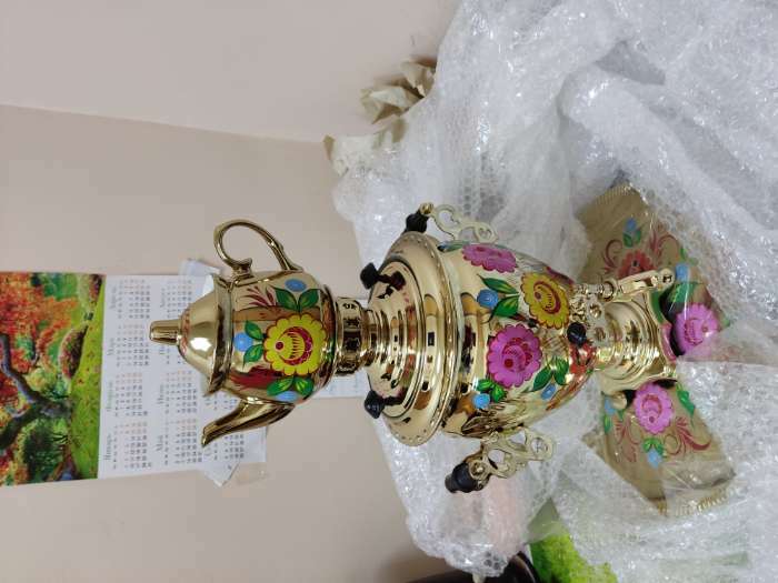 Фотография покупателя товара Набор «Цветы на золотом», жёлудь, 3 предмета, самовар 3 л, заварочный чайник 0,7 л, поднос - Фото 2