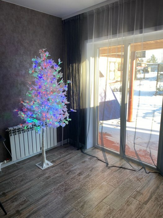 Фотография покупателя товара Светодиодное дерево «Клён белый» 1.8 м, 350 LED, постоянное свечение, 220 В, свечение тёплое белое - Фото 2