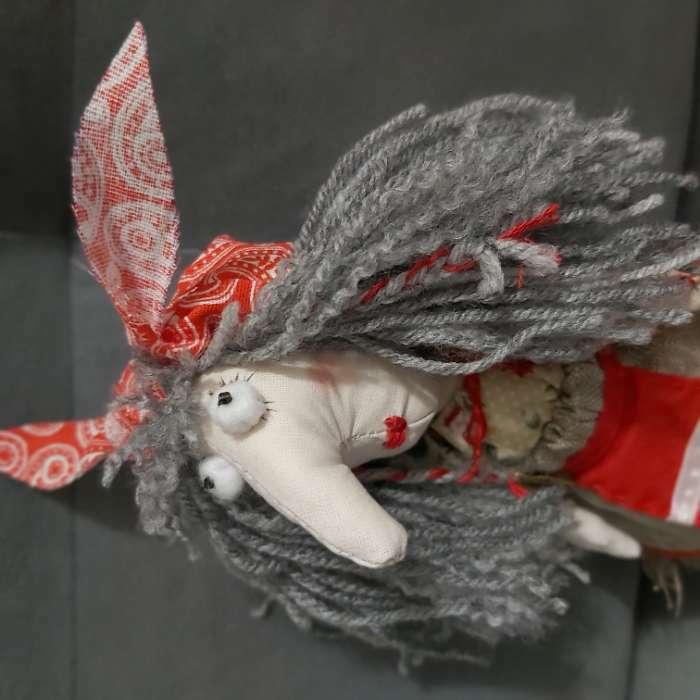 Фотография покупателя товара Набор для изготовления игрушки из льна и хлопка с волосами из пряжи «Баба Яга», 21 см - Фото 3