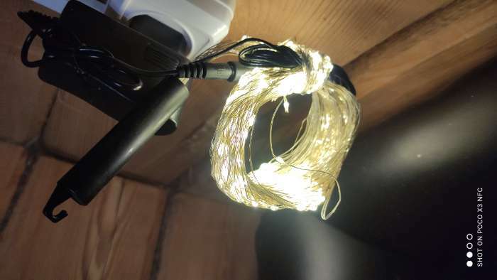 Фотография покупателя товара Гирлянда «Конский хвост» 10 нитей по 2 м, IP20, серебристая нить, 200 LED, свечение белое, 12 В - Фото 31