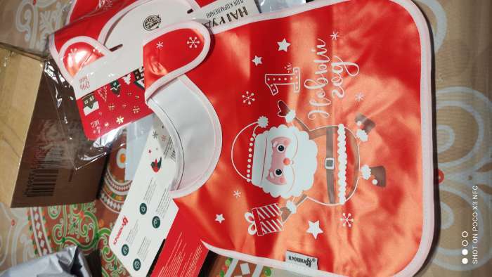 Фотография покупателя товара Нагрудник «Мой 1 Новый Год» непромокаемый на липучке, ПВХ, новогодняя подарочная упаковка, Крошка Я - Фото 13