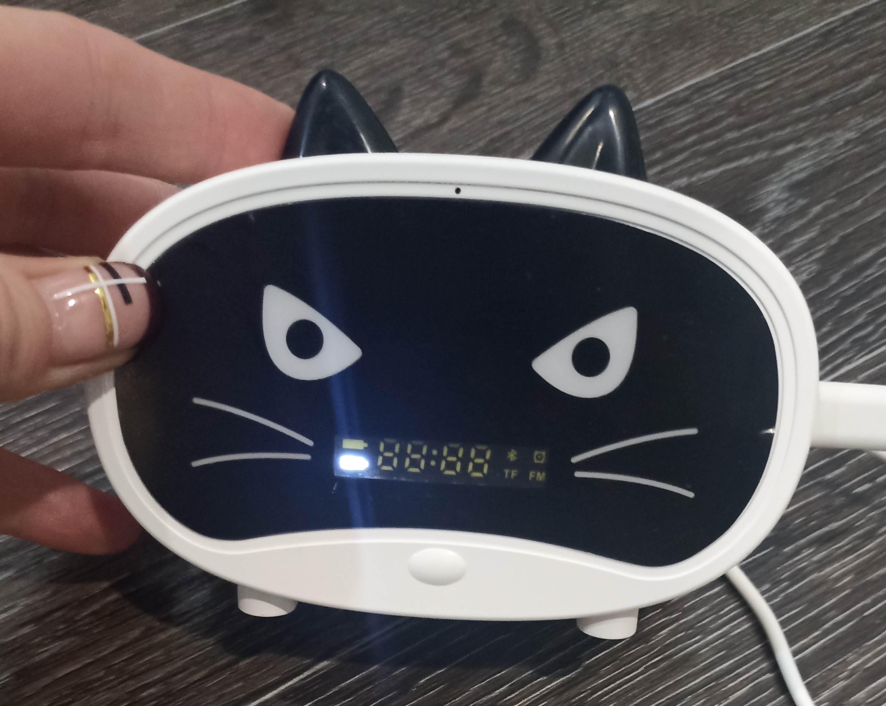 Фотография покупателя товара Часы - будильник электронные "Кошка" настольные: колонка, bluetooth, tf-карта, 11.5 см, USB