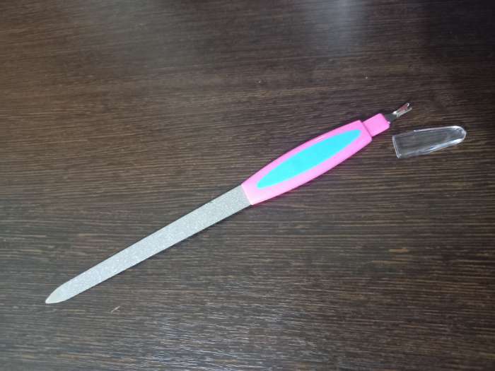Фотография покупателя товара Пилка-триммер металлическая для ногтей, прорезиненная ручка, с защитным колпачком, 17 см, цвет МИКС - Фото 7
