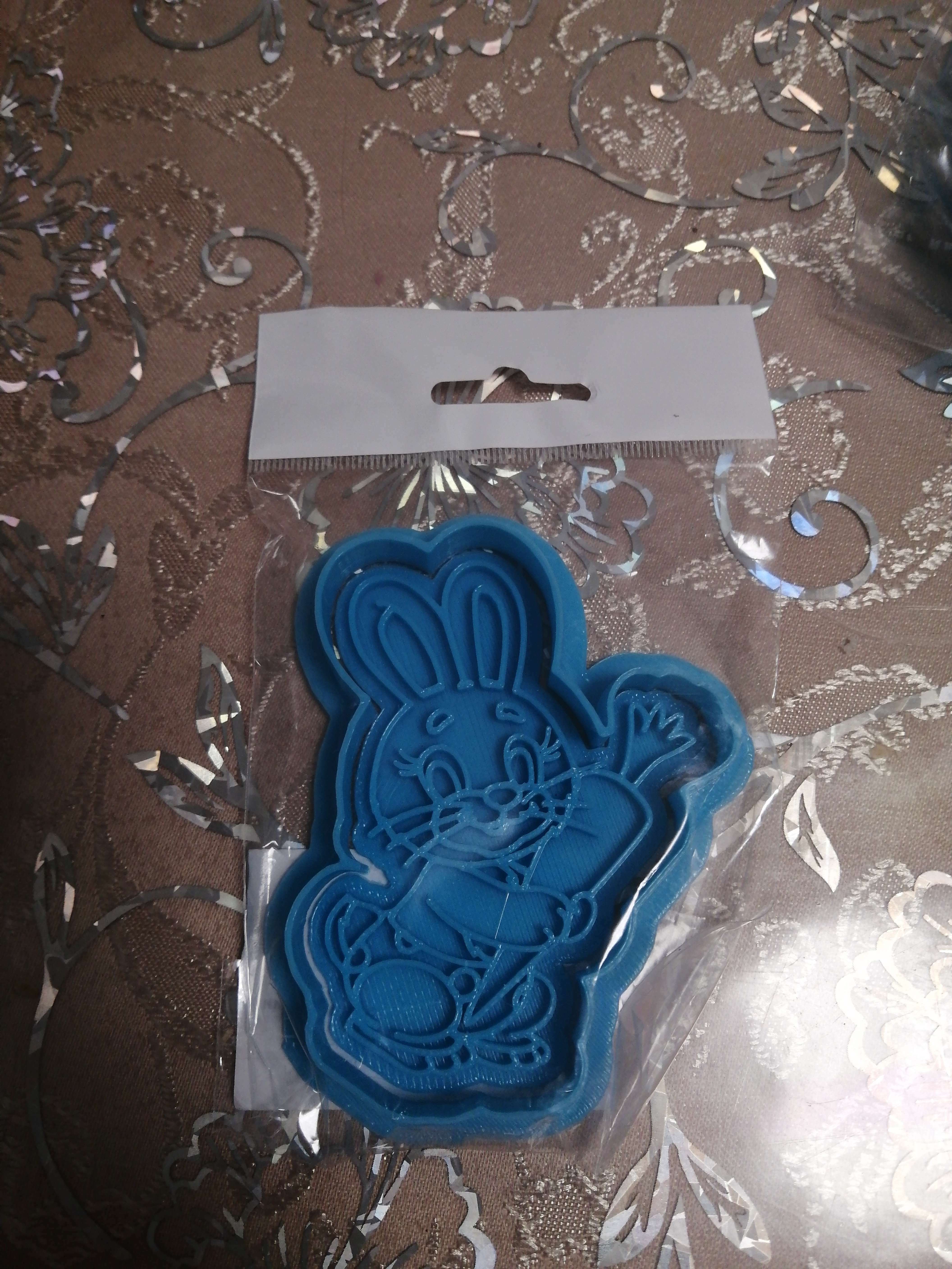 Фотография покупателя товара Форма для печенья «Зайчик с морковкой», вырубка, штамп, цвет голубой - Фото 1