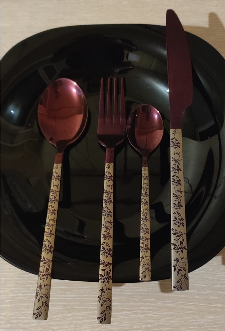 Фотография покупателя товара Набор столовых приборов из нержавеющей стали Magistro «Эсквайр», 4 предмета, цвет золотой - Фото 11