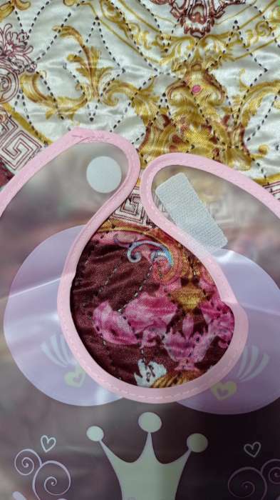 Фотография покупателя товара Нагрудник для кормления «Наша принцесса» непромокаемый на липучке, с карманом - Фото 1