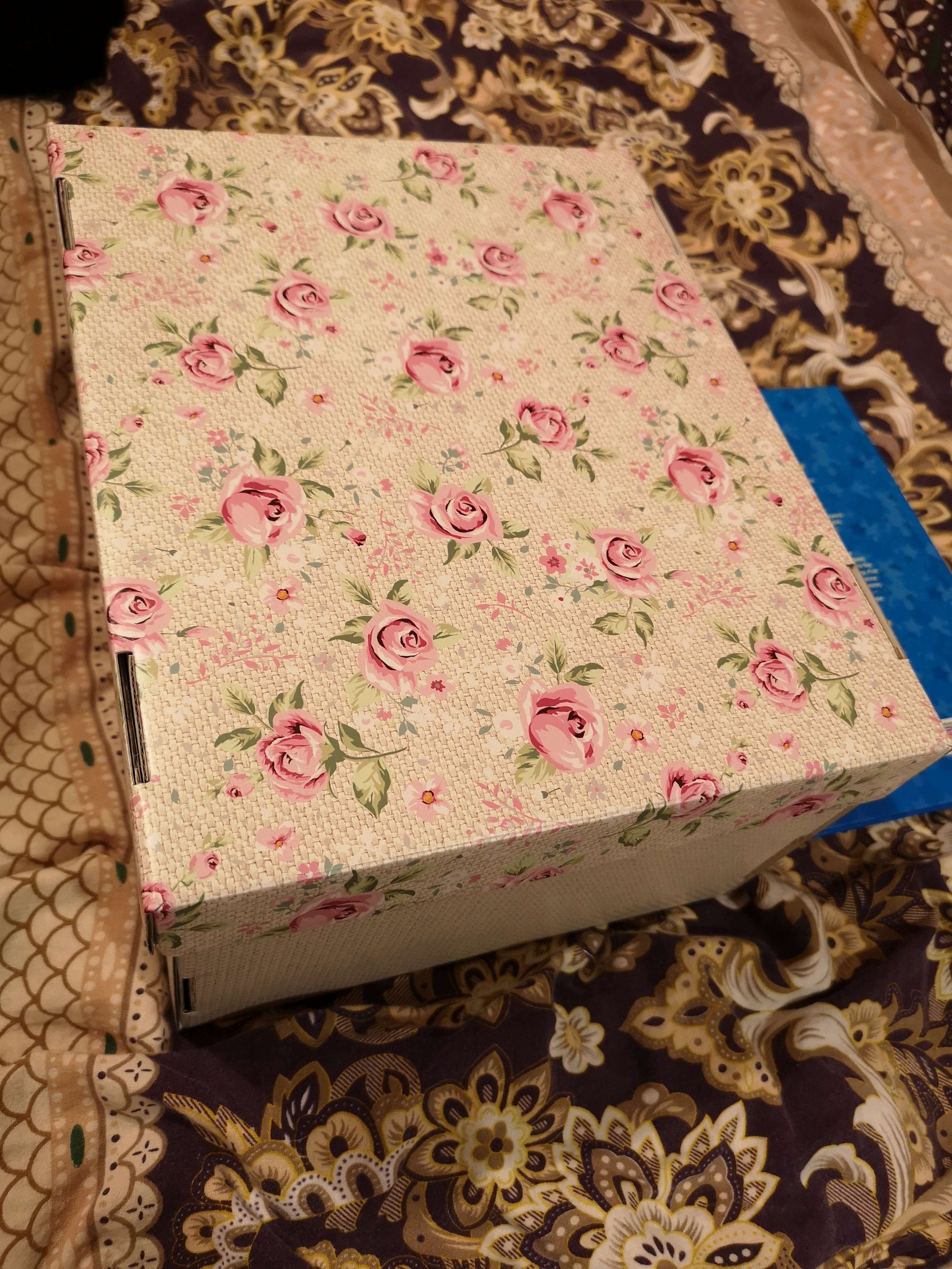 Фотография покупателя товара Коробка подарочная складная, упаковка, «Уютный шебби», 31,2 х 25,6 х 16,1 см - Фото 2