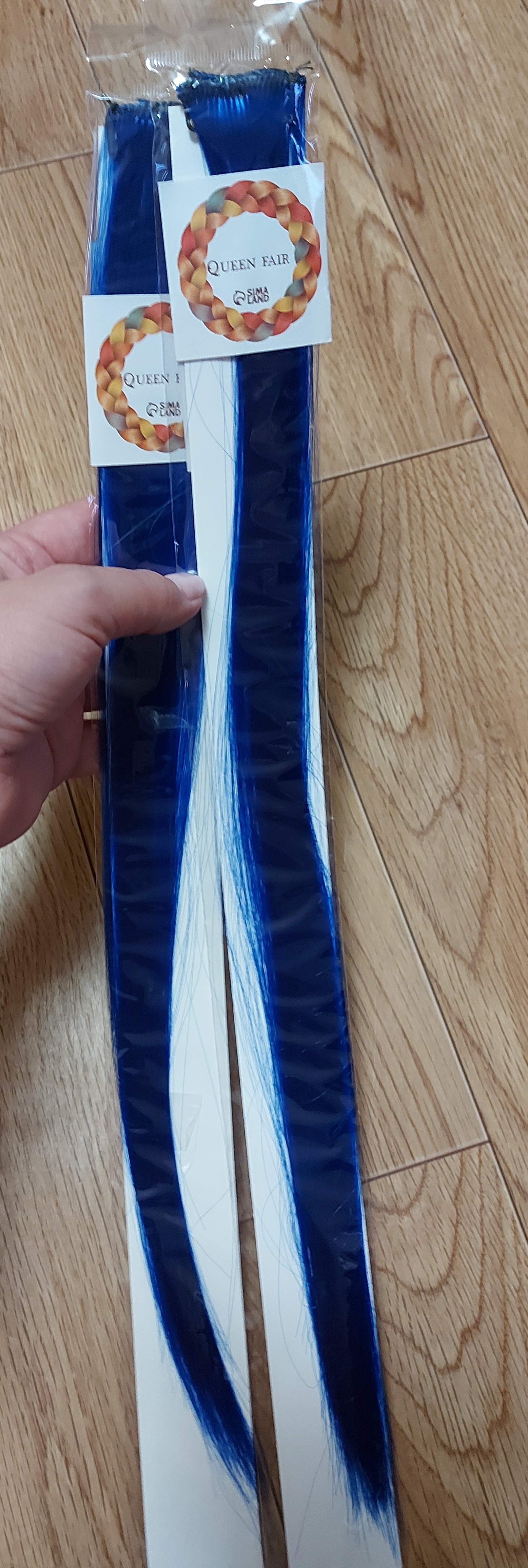 Фотография покупателя товара Локон накладной, прямой волос, на заколке, 50 см, 5 гр, цвет синий - Фото 1
