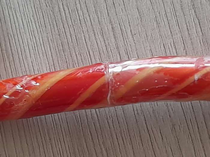 Фотография покупателя товара Карамель леденцовая «Трость» со вкусом клубники, 28г
