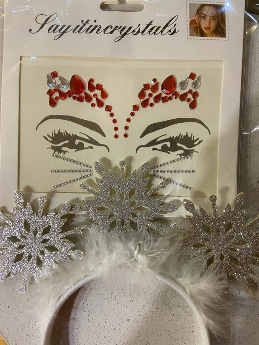 Фотография покупателя товара Новогодний карнавальный набор «Снежная принцесса», 2 предмета: ободок, стразы виды МИКС, на новый год - Фото 8