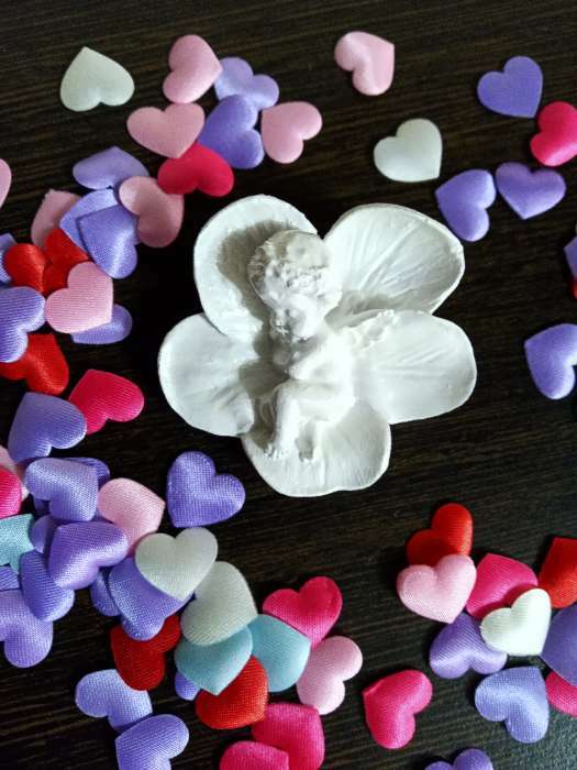 Фотография покупателя товара Молд силикон "Ангелочек на цветке" 4,5х4,5х2,5 см МИКС - Фото 1