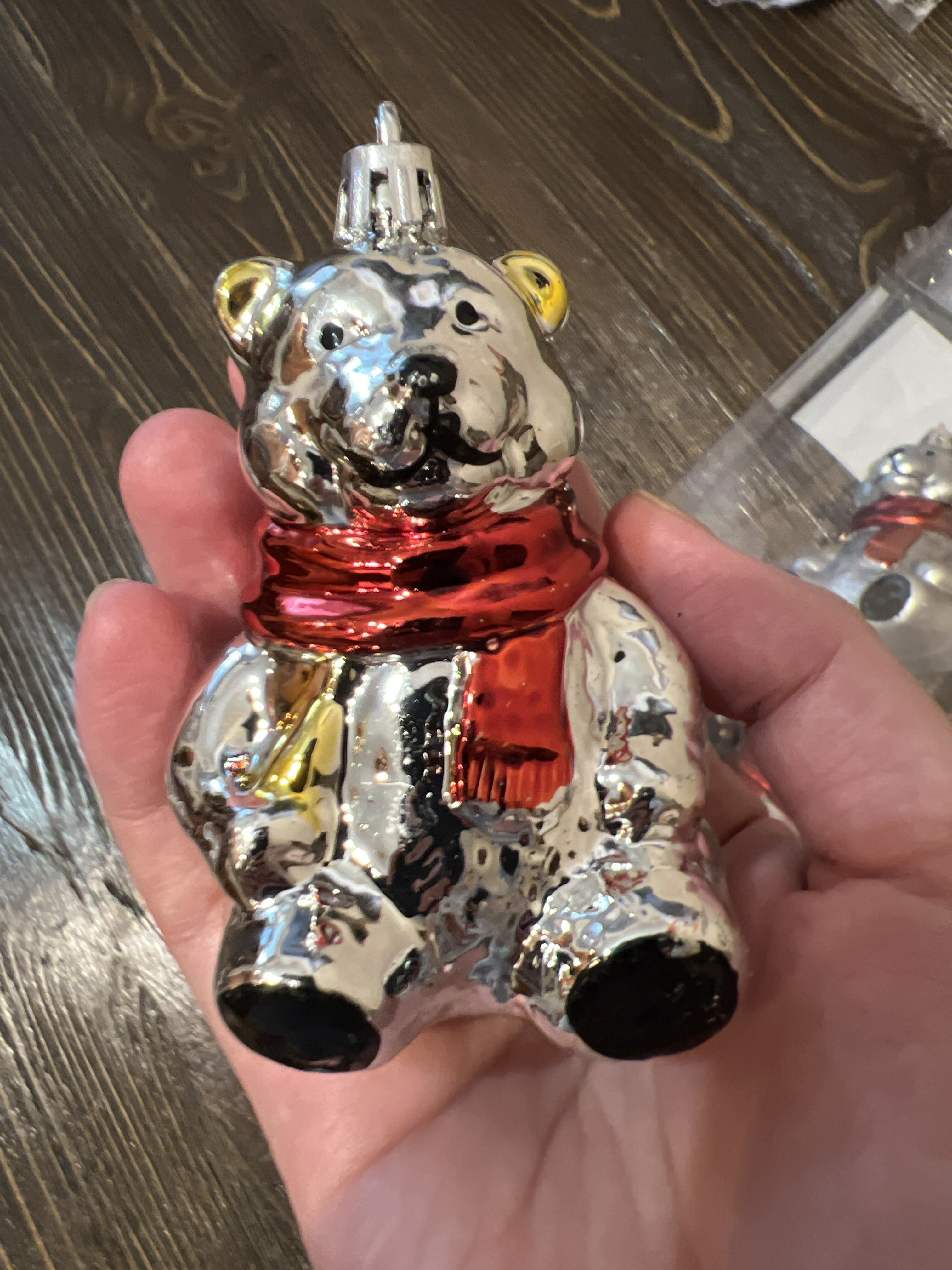 Фотография покупателя товара Украшение ёлочное "Мишка в шарфике" (набор 4 шт) 5,5х8 см, серебро