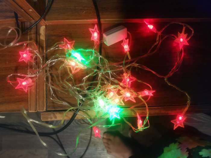 Фотография покупателя товара Гирлянда «Нить» 5 м с насадками «Звезда в крапинку», IP20, прозрачная нить, 20 LED, свечение мульти (RG/RB), мигание, 220 В, УЦЕНКА - Фото 1