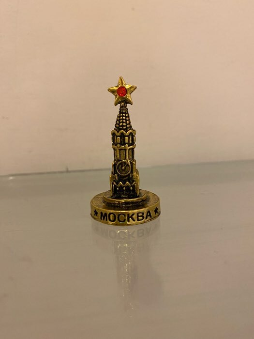 Фотография покупателя товара Фигурка «Москва. Спасская башня», под золото