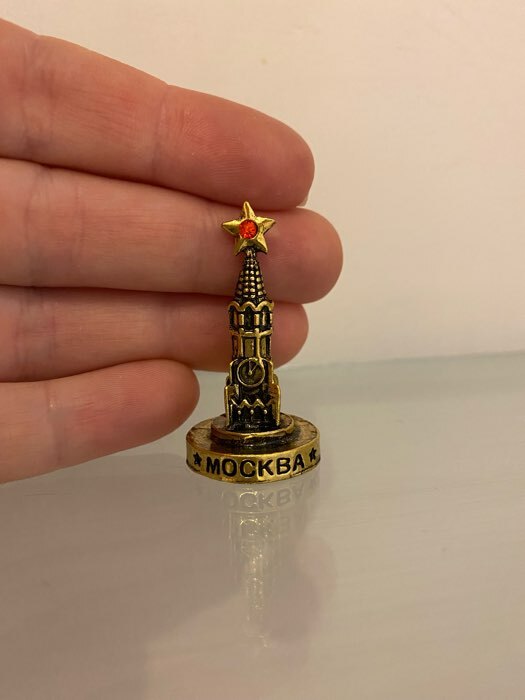 Фотография покупателя товара Фигурка «Москва. Спасская башня», под золото - Фото 2