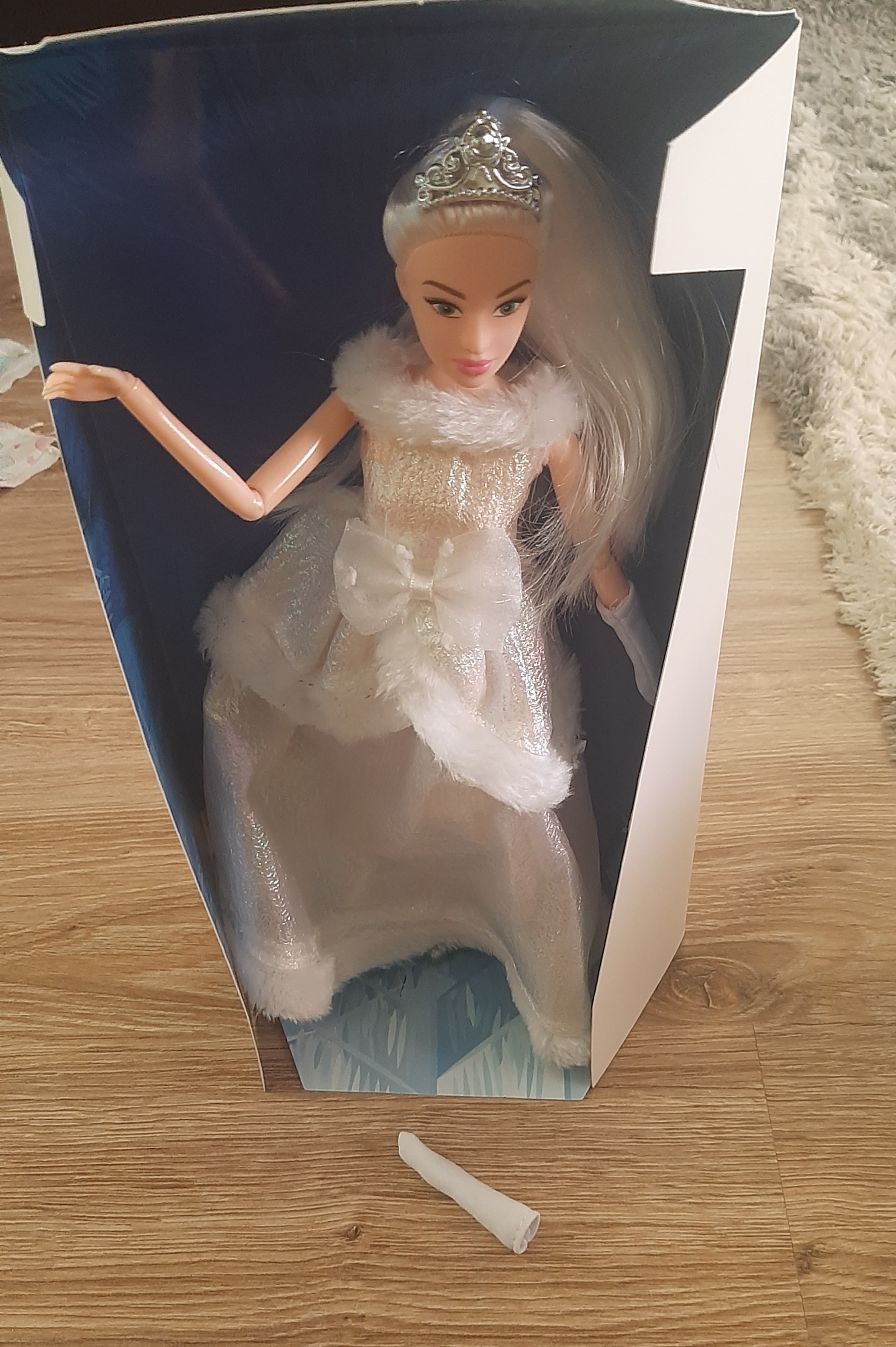 Фотография покупателя товара Кукла-модель шарнирная «Зимняя королева Ксения», в платье - Фото 1