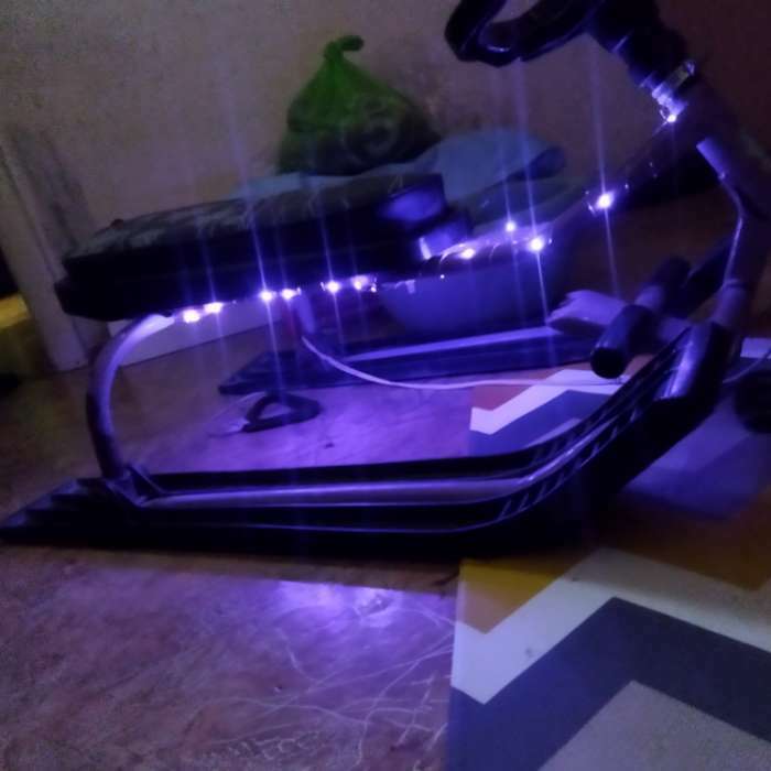 Фотография покупателя товара Гирлянда «Нить» 5 м роса, IP20, серебристая нить, 50 LED, свечение фиолетовое, CR2032х2 - Фото 11