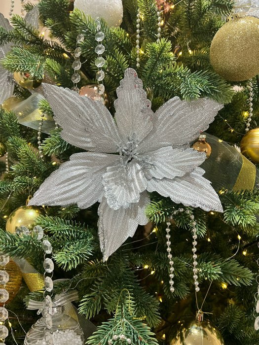 Фотография покупателя товара Декор "Холодный цветок" 27х20 см, серебро тёмные края - Фото 2