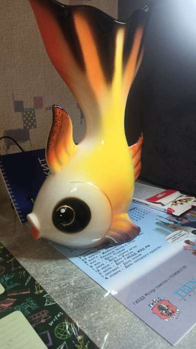 Фотография покупателя товара Ваза керамическая "Золотая рыбка", настольная, разноцветная, 35 см - Фото 5