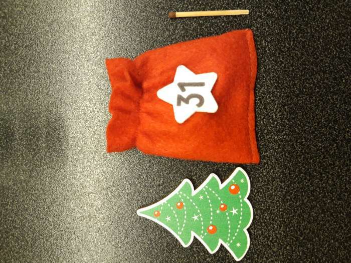 Фотография покупателя товара Дидактический коврик Адвент- календарь из фетра «Пожелания от Дедушки Мороза» - Фото 1