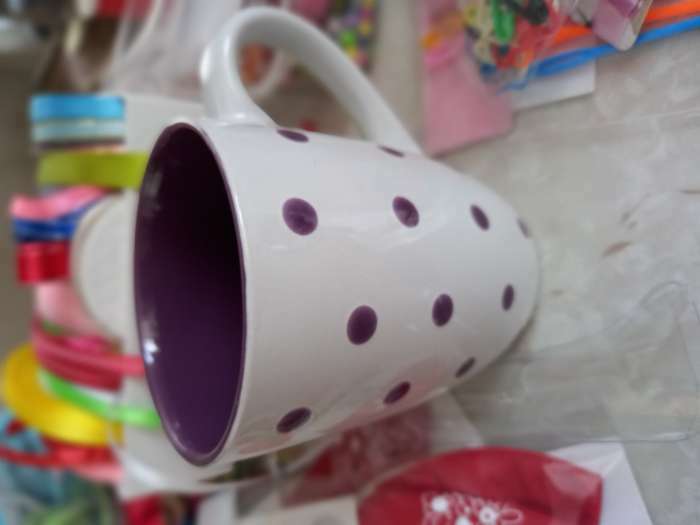 Фотография покупателя товара Кружка керамическая Доляна «Горох», 340 мл, цвет фиолетовый - Фото 2