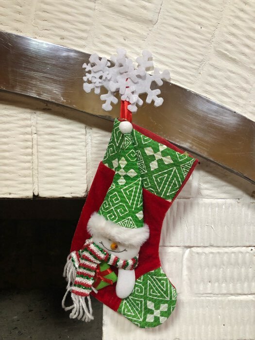 Фотография покупателя товара Носок для подарков "Подарочек" Снеговик, 18х25 см, красно-зелёный