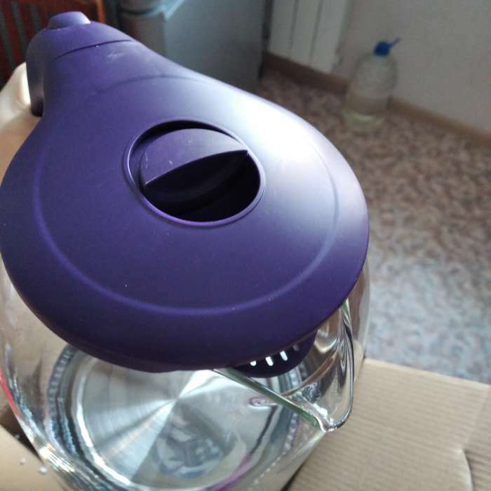Фотография покупателя товара Чайник электрический Luazon LSK-1809, стекло, 1.8 л, 1500 Вт, подсветка, фиолетовый - Фото 5