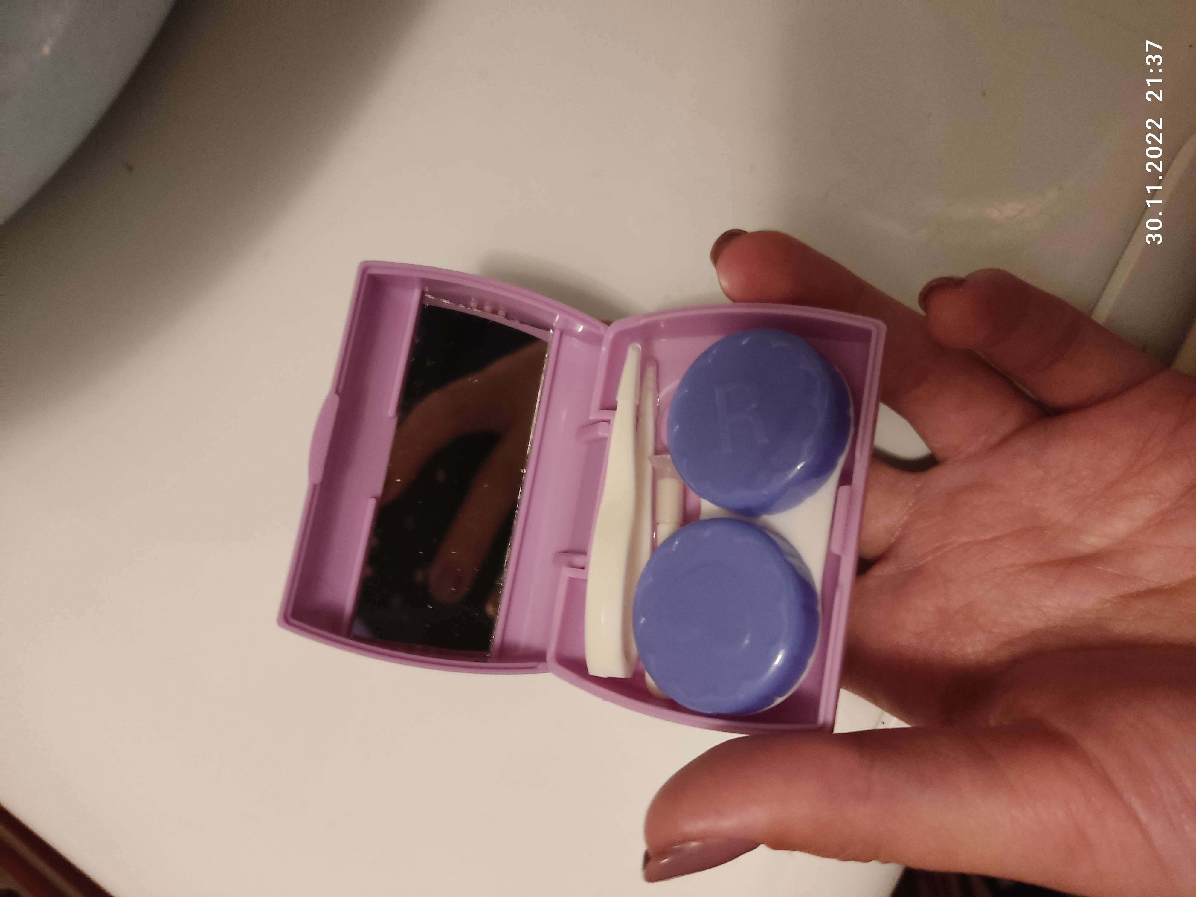 Фотография покупателя товара Набор для контактных линз, в футляре с зеркалом, 4 предмета, цвет МИКС - Фото 2