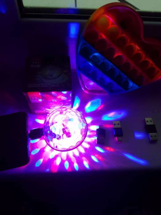 Фотография покупателя товара Световой прибор «Двойной диско-шар» 7 см, 4 коннектора, свечение RGB, 5 В