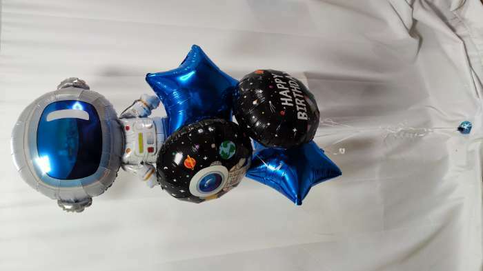 Фотография покупателя товара Букет из шаров «Космонавт», набор 5 шт. - Фото 4