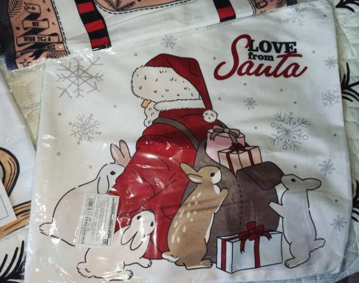 Фотография покупателя товара Чехол на подушку Этель "Love from Santa", 40*40 см, 100 п/э, велюр - Фото 1