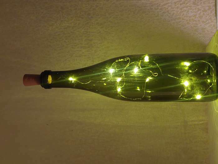 Фотография покупателя товара Гирлянда «Нить» 1 м роса с пробкой, IP20, серебристая нить, 10 LED, свечение фиолетовое, LR44х3 - Фото 73