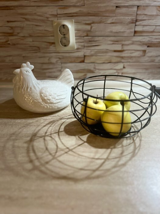 Фотография покупателя товара Ёмкость керамическая для хранения Доляна «Курочка», 22×20.5 см, цвет белый - Фото 10