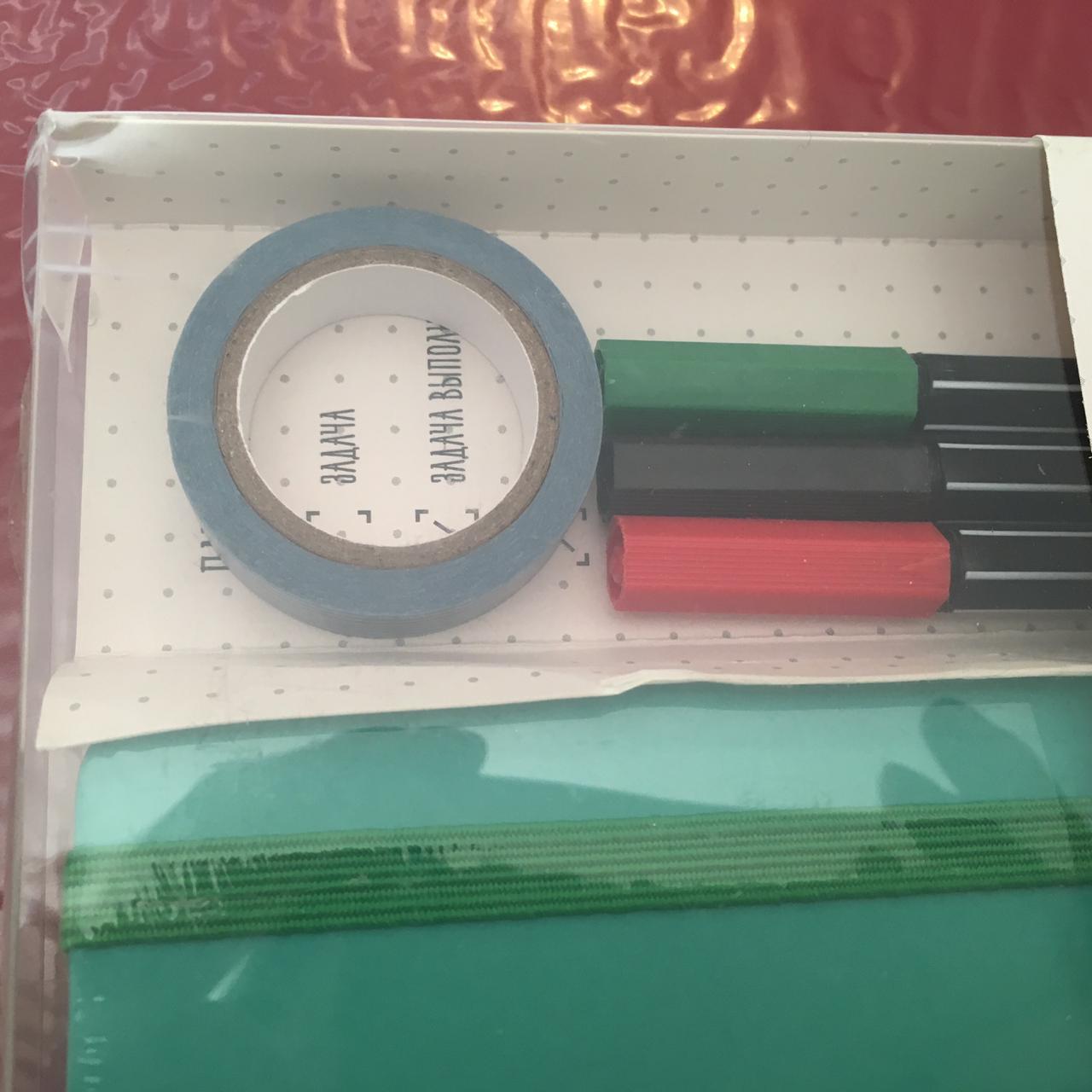 Фотография покупателя товара Набор с блокнотом А5, 96 листов LeonВergo Time, изумрудный (набор: 3 капиллярные ручки, наклейки, клейкая лента, текстовыделитель) - Фото 2