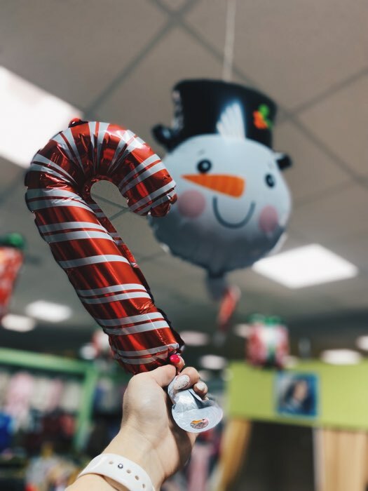 Фотография покупателя товара Шар фольгированный 12" «Дед Мороз с подарком» - Фото 7