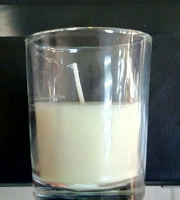 Фотография покупателя товара Свеча ароматическая в стакане "Нюд", 5х6 см, ваниль - Фото 6