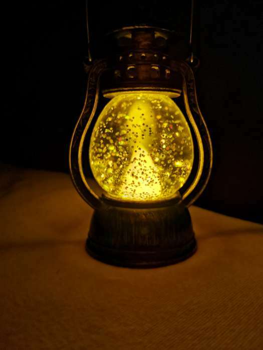 Фотография покупателя товара Светодиодная фигура «Медный фонарь» 8 × 12 × 6 см, пластик, батарейки AG13х3, свечение тёплое белое - Фото 2