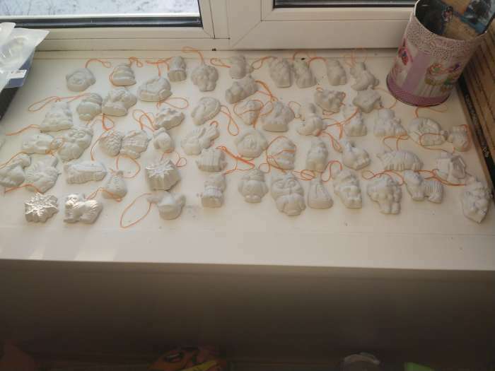 Фотография покупателя товара Пластиковая форма для мыла «Новый год! Снегурочка» 3,3 × 6 см - Фото 4