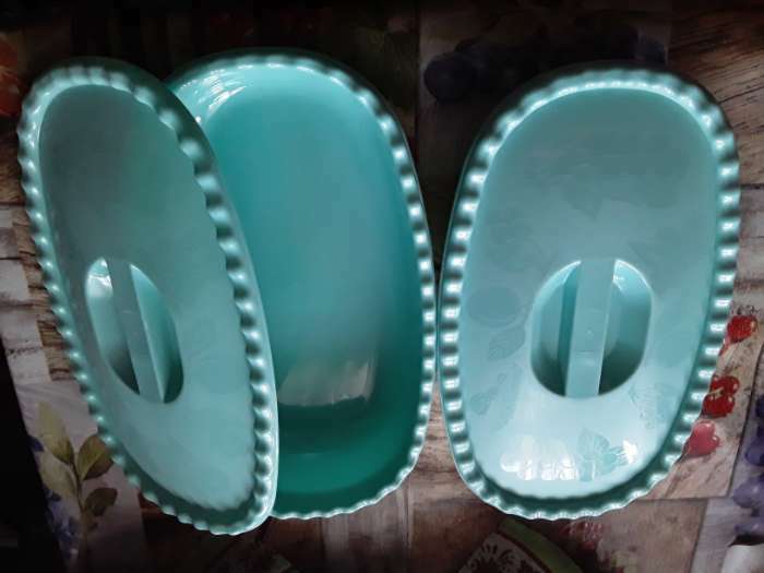 Фотография покупателя товара Миска с крышкой, 1,5 л, 16,5×28×6,5 см, цвет аквамарин - Фото 2