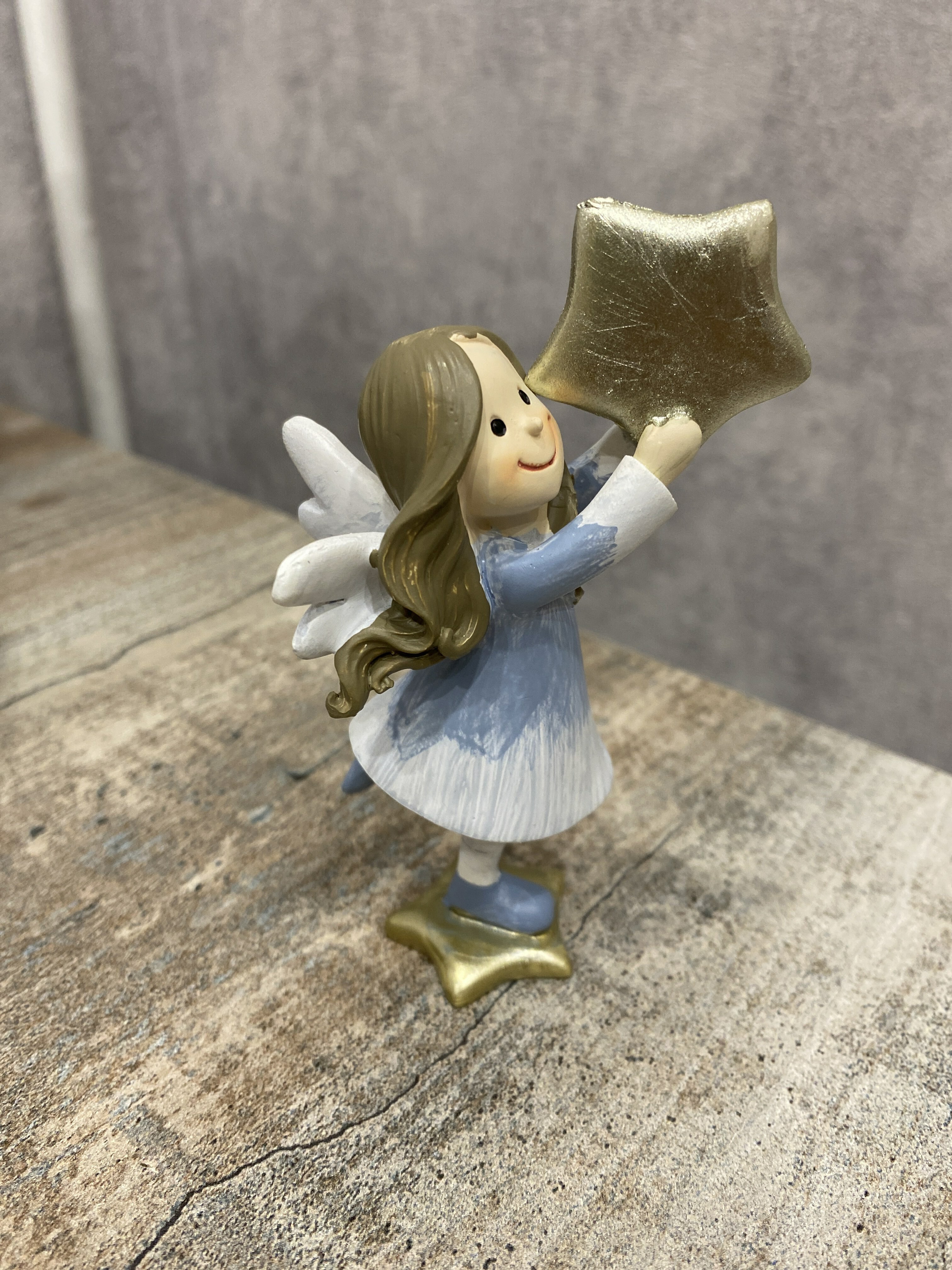 Фотография покупателя товара Сувенир полистоун "Малышка-ангел в бело-голубом платьице с золотой звездой" 11,5х5,5х6 см - Фото 1