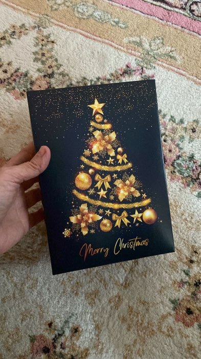 Фотография покупателя товара Подарочная новогодняя коробка сборная «Счастливой зимы», 21×15×5.7 см - Фото 15