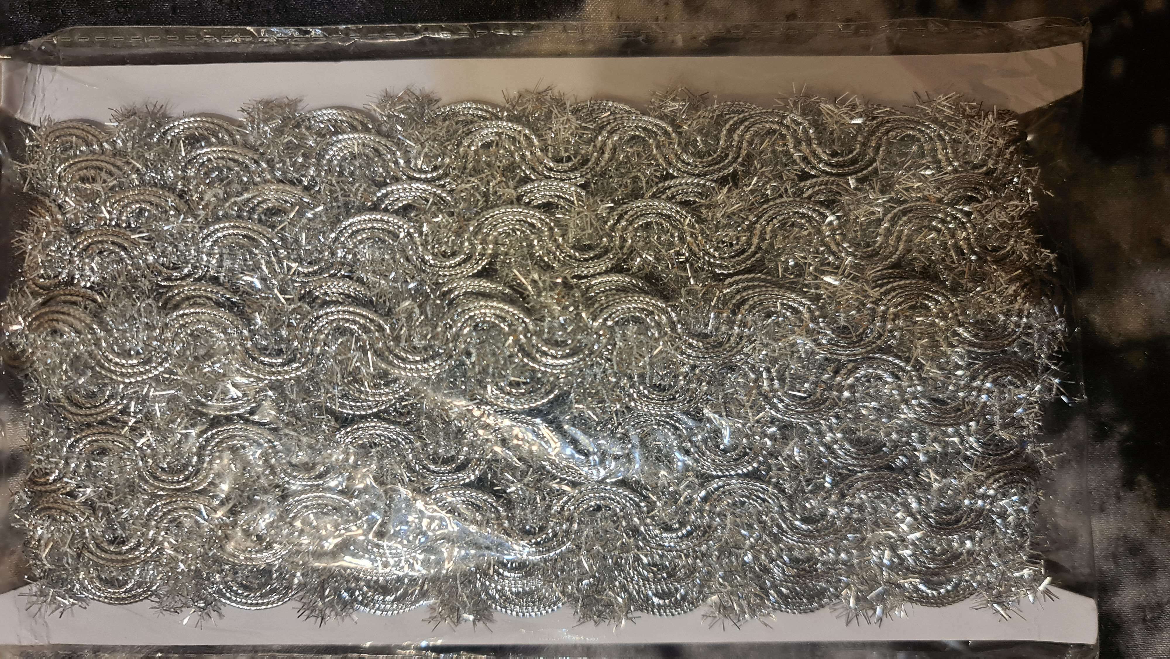Фотография покупателя товара Тесьма, ширина 1,5 см., в рулоне 10 метров, цвет серебро - Фото 1