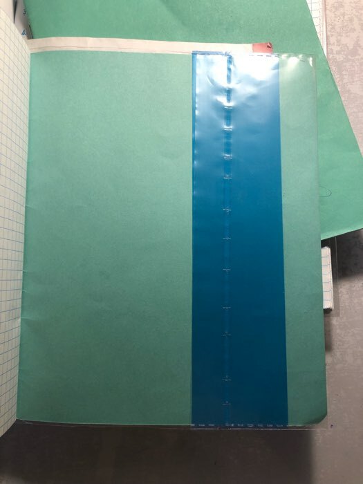 Фотография покупателя товара Набор обложек ПЭ 10 штук, 210 х 400 мм, 80 мкм, для тетрадей и дневников (в мягкой обложке), с клеевым краем