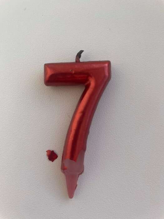 Фотография покупателя товара Свеча-цифра в торт «7», красная - Фото 2