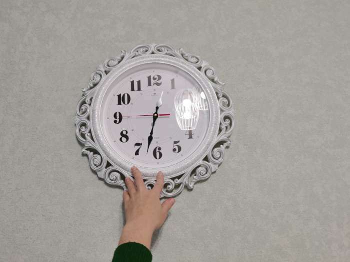 Фотография покупателя товара Часы настенные, интерьерные, бесшумные, d-40.5 см, циферблат 26 см - Фото 13