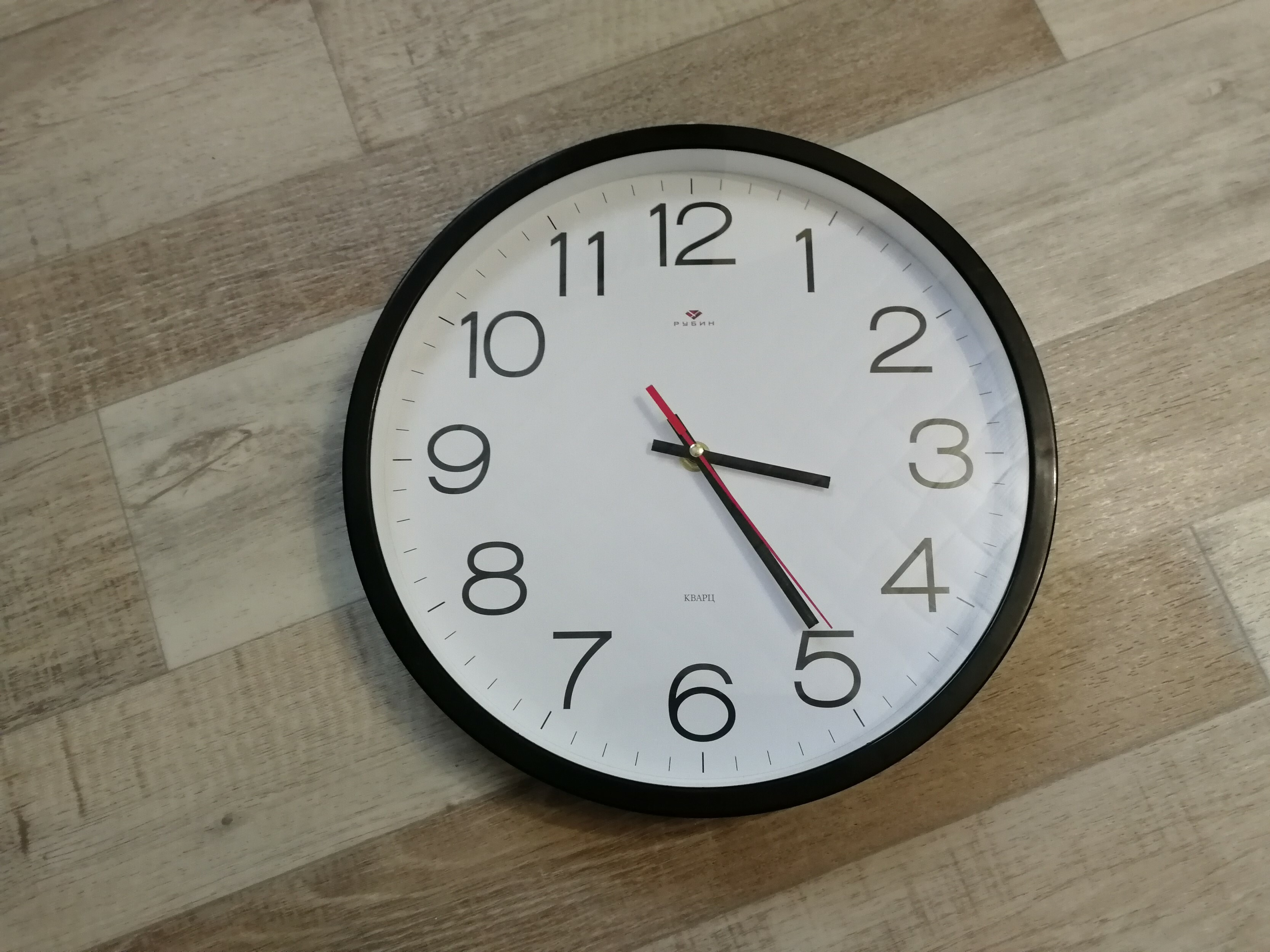 Фотография покупателя товара Часы настенные, интерьерные "Рубин", 30 см, черные - Фото 18