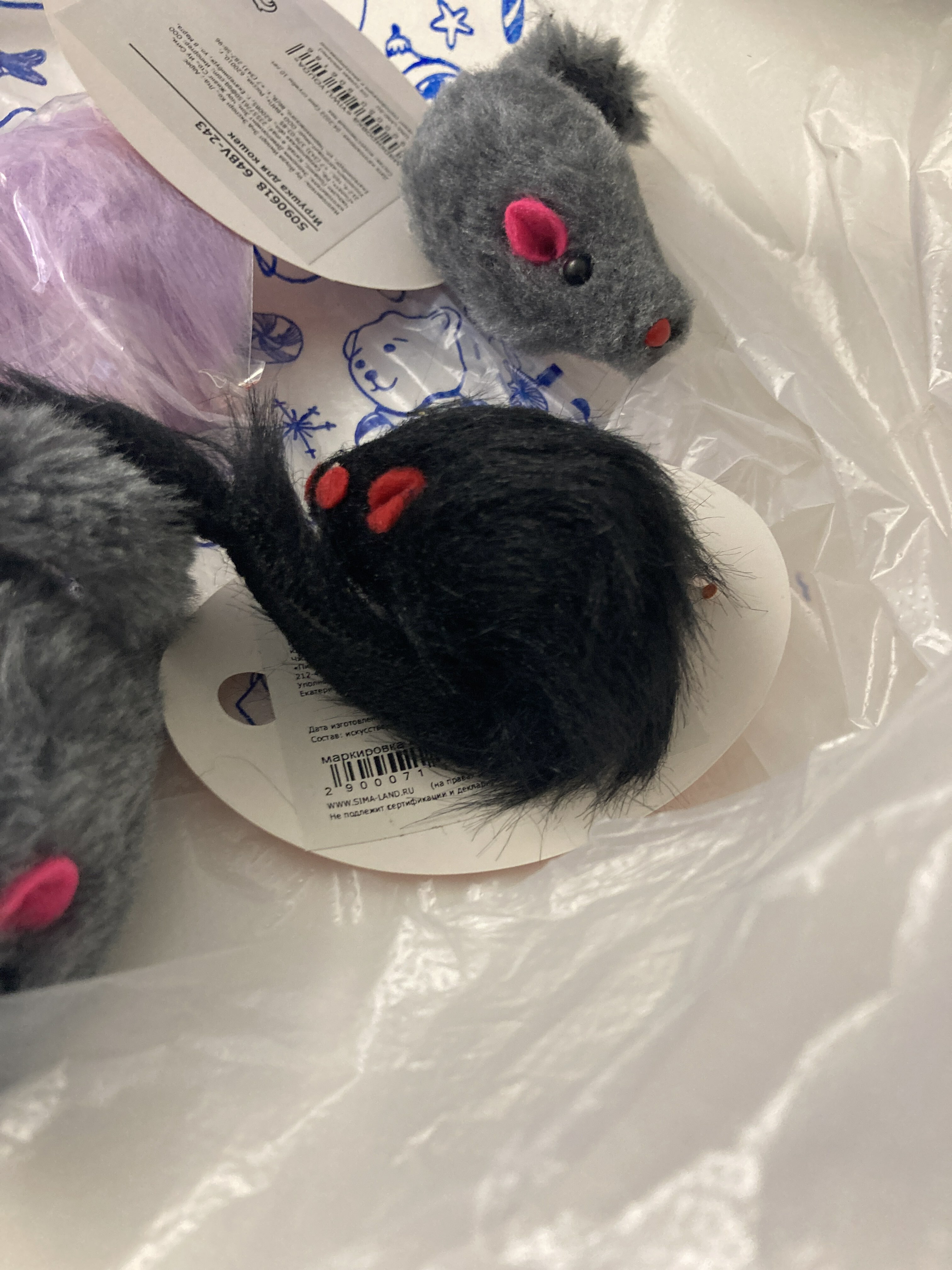 Фотография покупателя товара Игрушка для кошек "Мышь малая", 5 см, чёрная - Фото 3