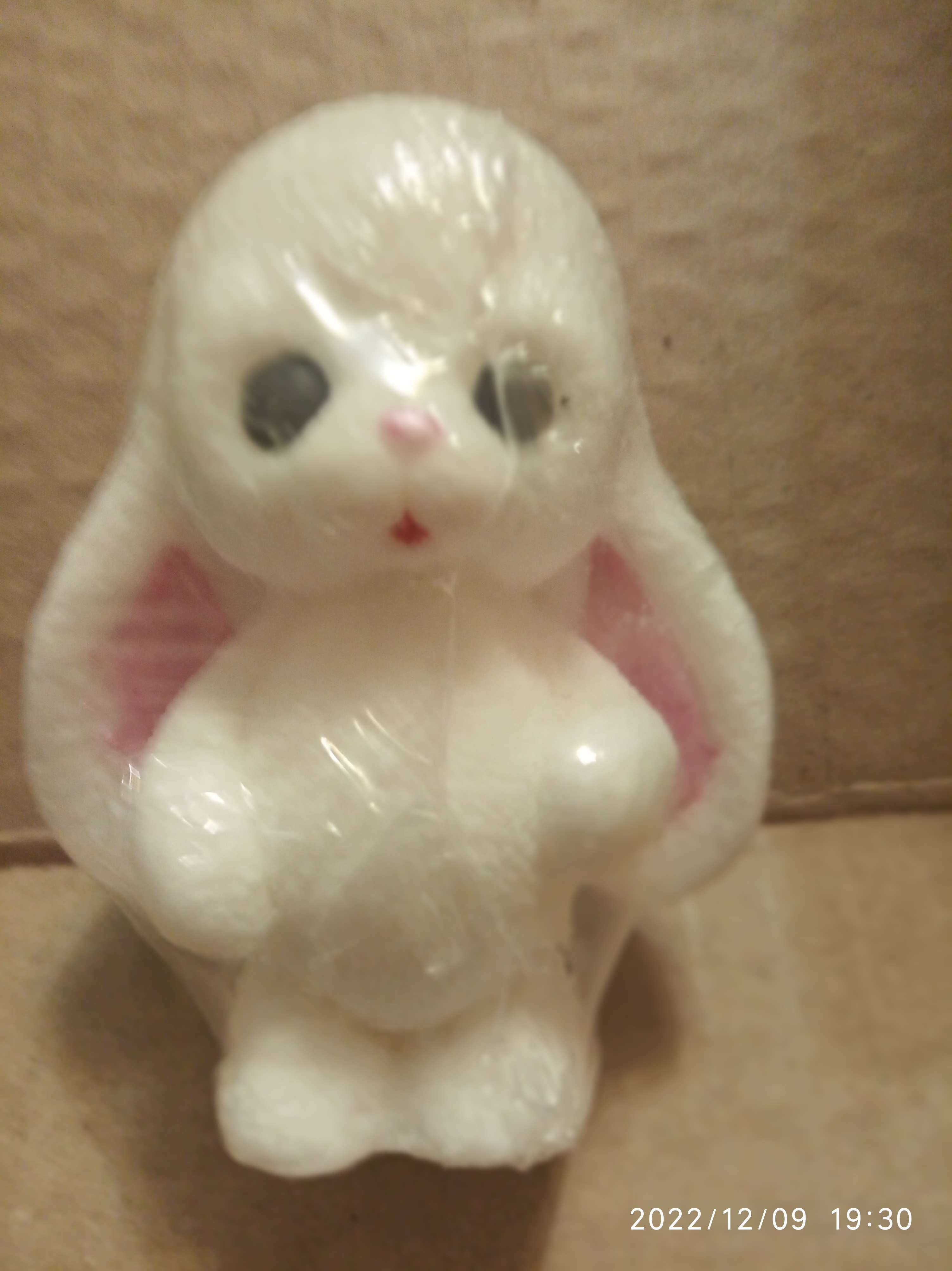 Фотография покупателя товара Фигурное мыло "Кролик Лютик" белый, 80гр, 4,5х6х8см - Фото 1