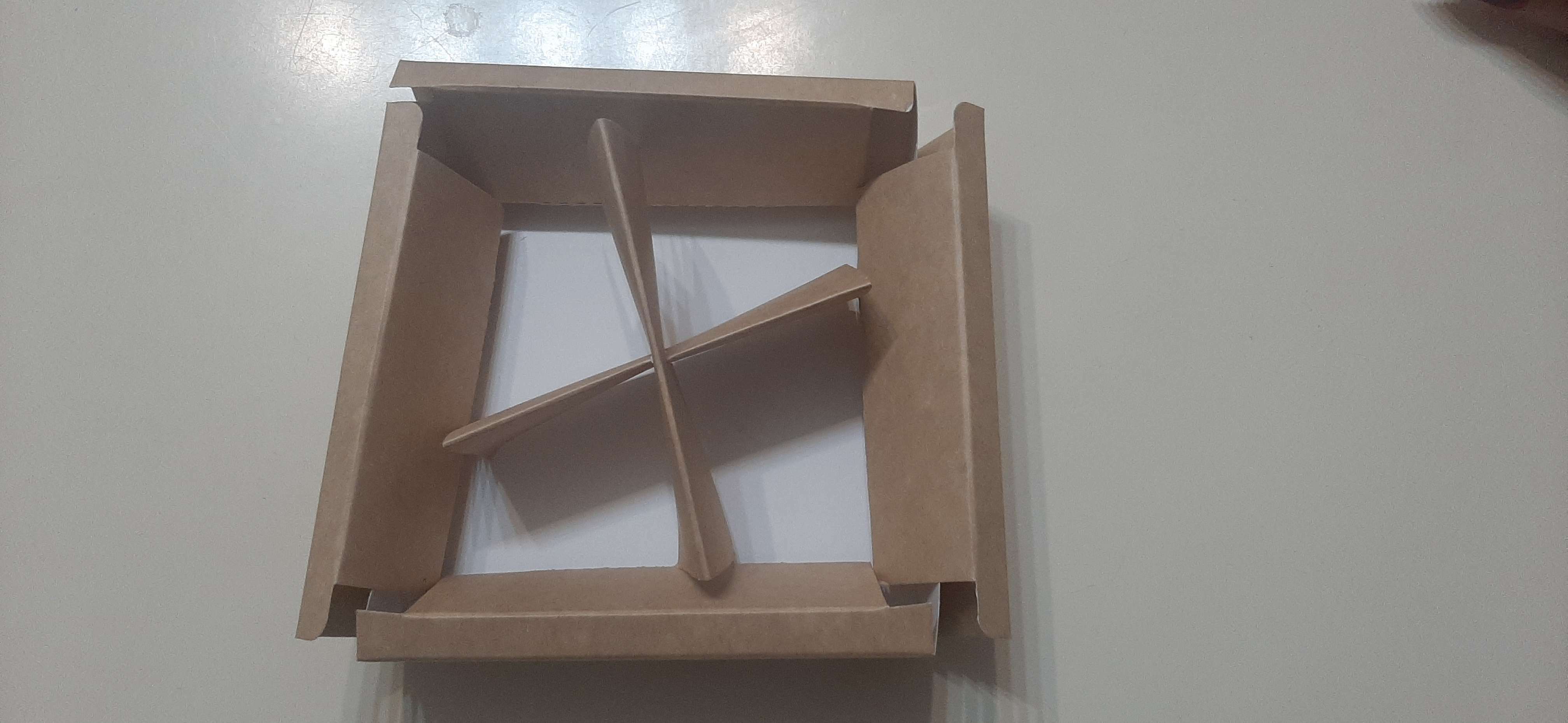 Фотография покупателя товара Коробка складная под 4 конфеты с окном, крафт, 12.6 х 12.6 х 3.5 см - Фото 10