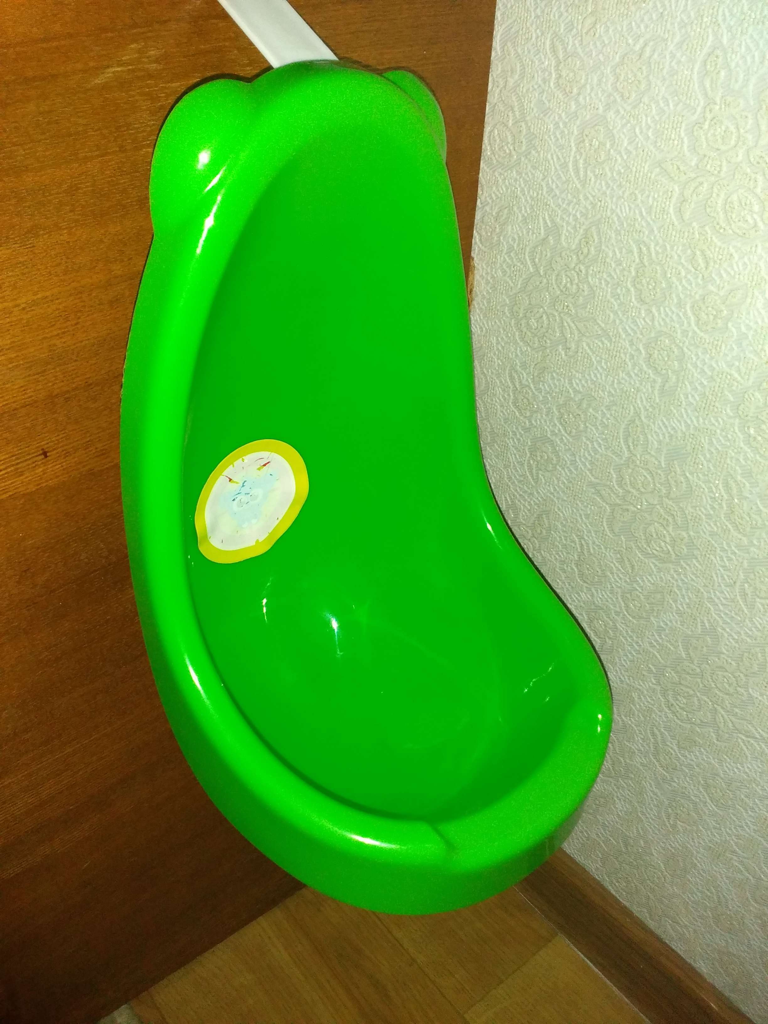 Фотография покупателя товара Писсуар детский пластиковый «Машинки», цвет зелёный - Фото 2